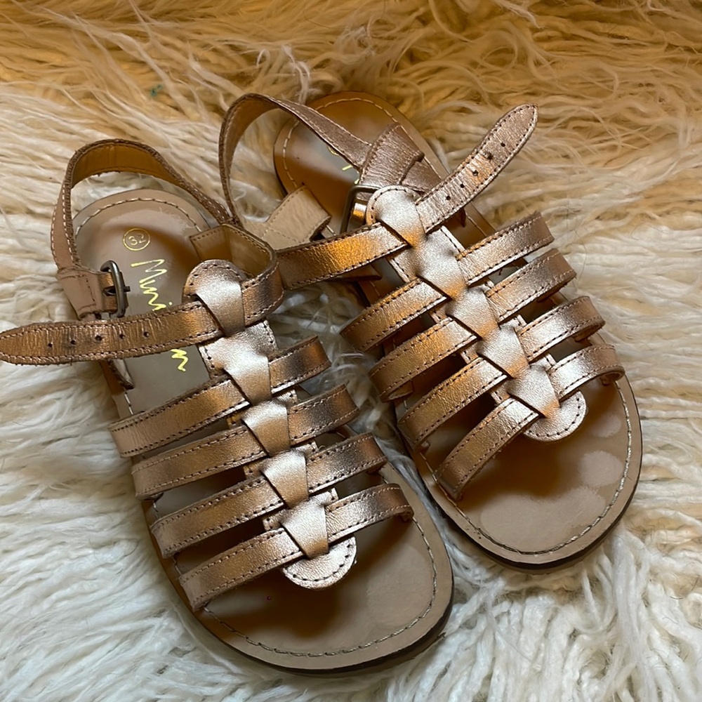 Mini Boden sandals sz 32